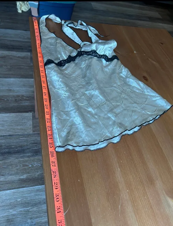 Y2K Vintahe Halo Baby Doll Elegant Cream and Black Lace Trim Top Medium - Image 5