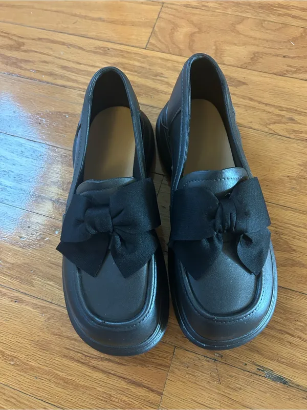 NEW Black Bow-Accent Women's Loafers size 6 - Image 8