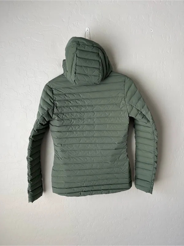 Lululemon Pack it Down Goose Down Puffer Packable Lightweight Jacket Twill Green - Image 5
