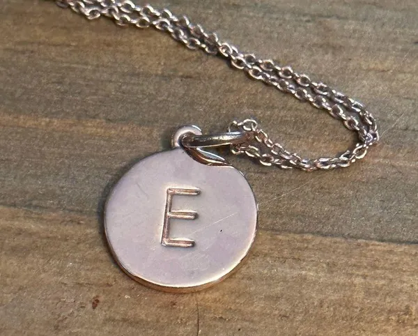 Kate Spade rose gold initial E necklace - Image 5