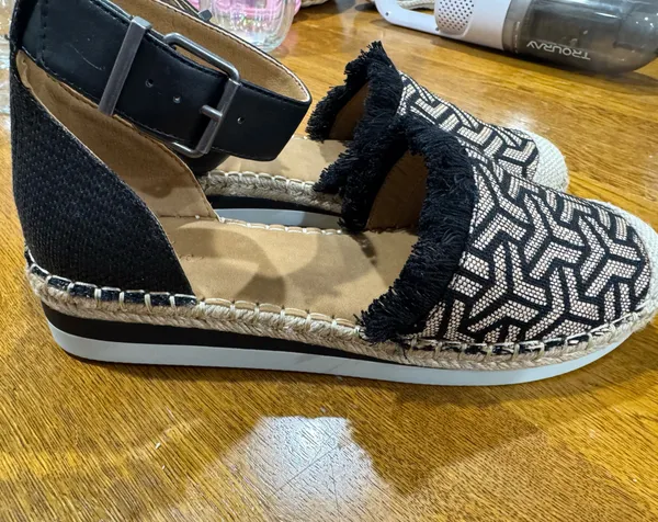 Crown Vintage Espadrilles - Image 2