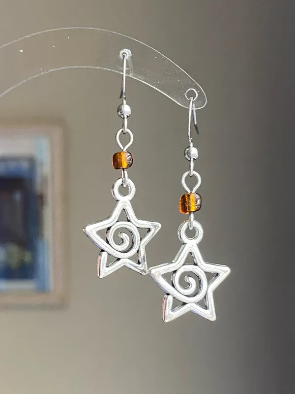 Handmade funky grunge y2k swirl star dangle earrings 🌙🌀 - Image 2