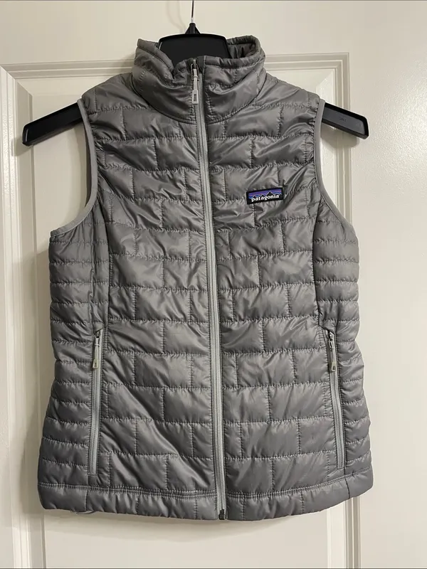 Patagonia Women’s Nano Puff Vest Size Small Gray Full Zip Insulated Puffer - Image 4