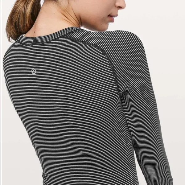 Lululemon Swiftly Tech Long Sleeve Crew - Image 4