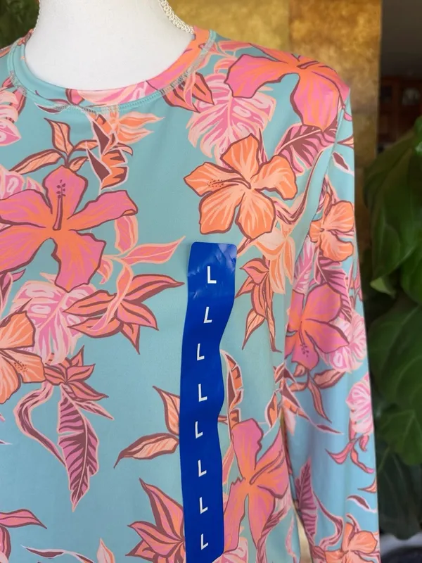NEW Roxy Women’s UPF 50 Sun Protection Rash Guard Floral Long Sleeve Swim Tee - Image 4