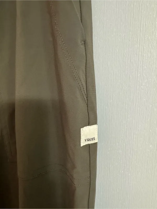 Vuori Miles Olive Drawstring Jogger Pants Size Large - Image 7