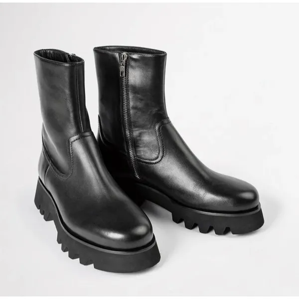 Tony Bianco ISA Blackcomo Leather Lug Sole Boot Sz 7 - Image 2