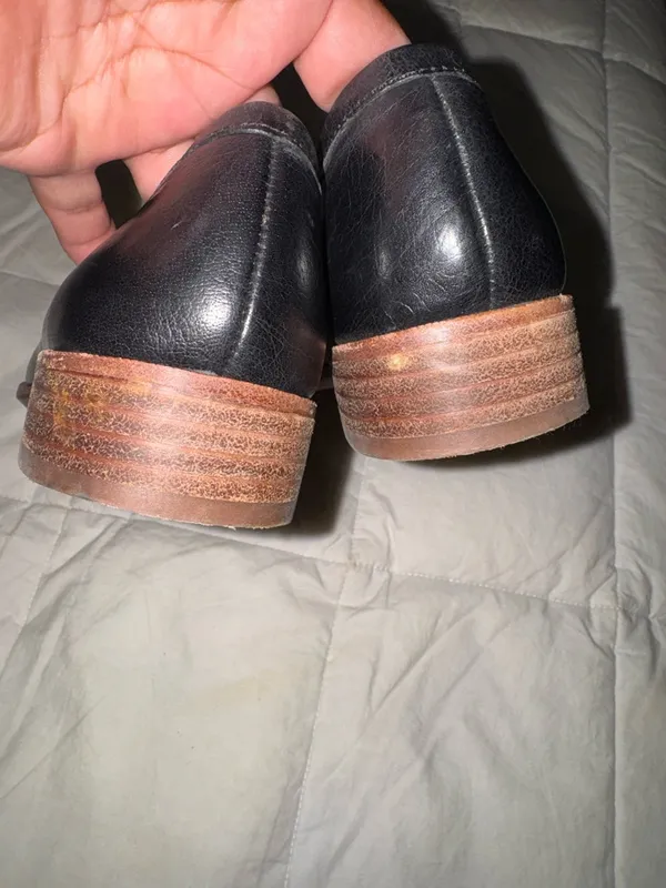 Madewell Black Leather Slip-On Loafers with Brown Sole - Image 9