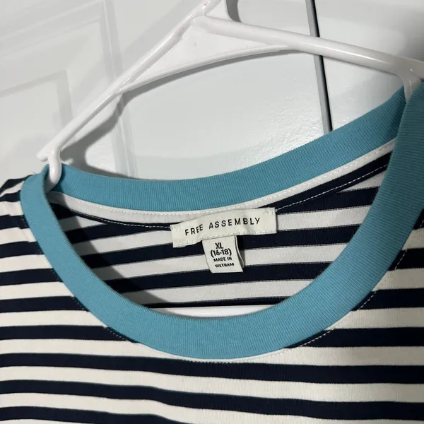 Free Assembly Top Womens XL Navy White Striped Puff Sleeve Ringer Tee Cotton - Image 3