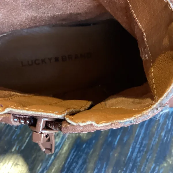 Lucky Brand Brown Leather Ankle Boots size 6.5 EUC - Image 8