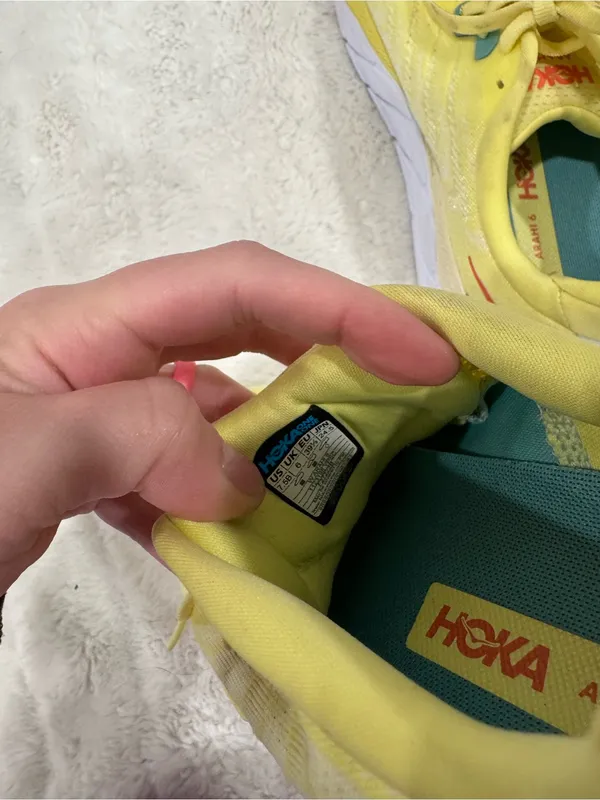 Hoka One One Ariahi 6 Running Shoe Yellow - Image 6
