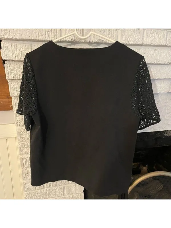J Crew Women's Top Black Eyelet Lace Short Sleeve Shirt blouse - Image 4