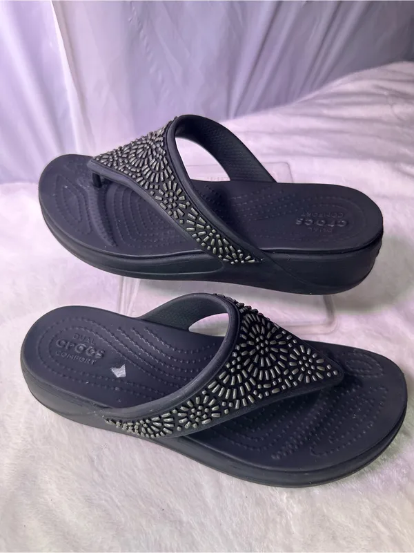 CROCS Women's Black Embellished Wedge Thong Sandals - Image 3