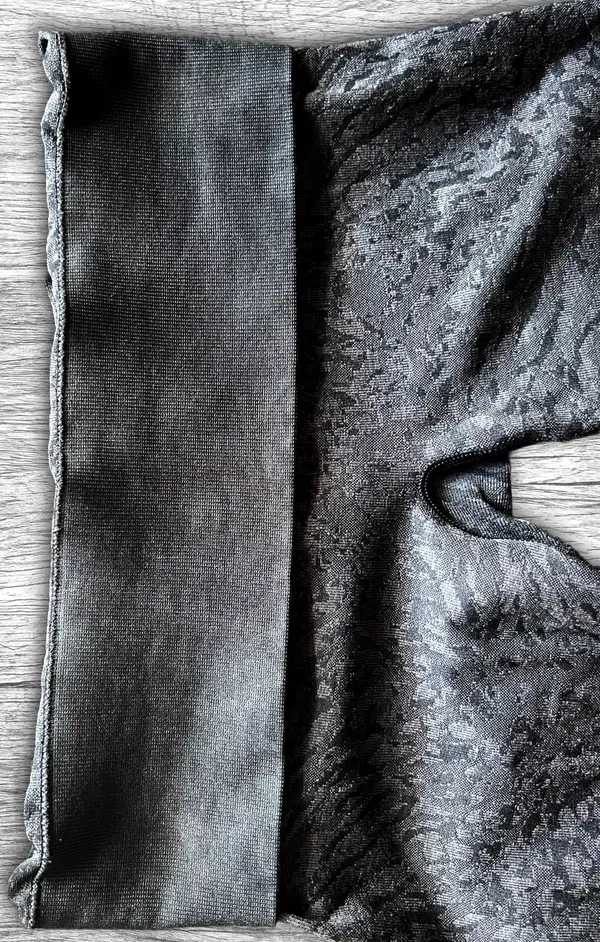Gymshark Black Textured Seamless Scrunch Leggings Size L - Image 5