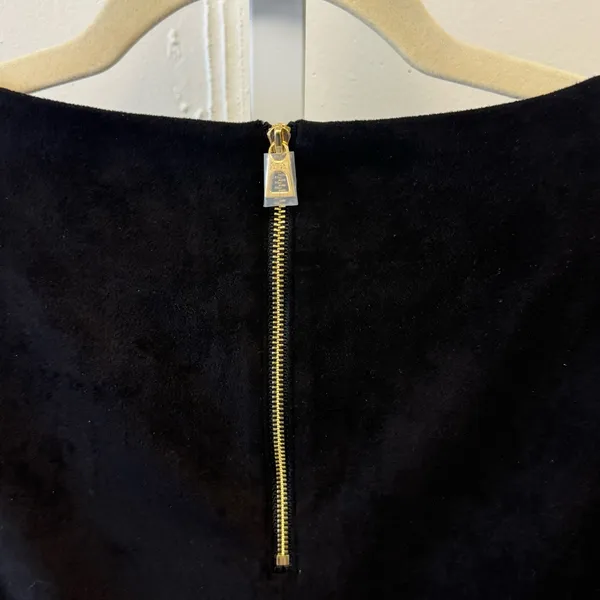 NWT Sail to Sable Faux Suede Brushed Bell Sleeve Minimalist Blouse Too Blk Large - Image 6