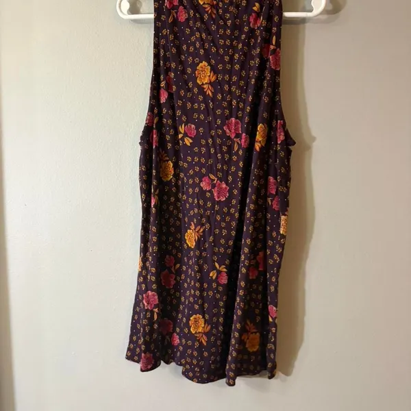 Loft floral tank top‎ blouse - Image 3