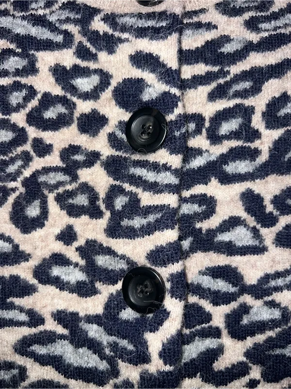 Ann Taylor NWT Merino Wool Alpaca Blend Leopard Button Down Sweater Cardigan SM - Image 5