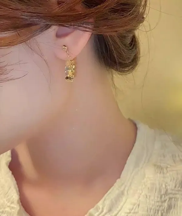 Elegant Metal Sequin Dangle Drop Earrings for Women - Image 4