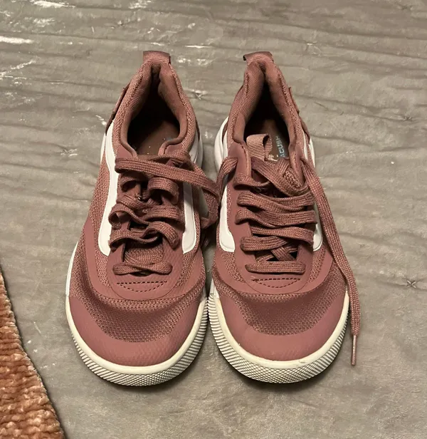 Vans Mauve Colored Sneakers - Image 2