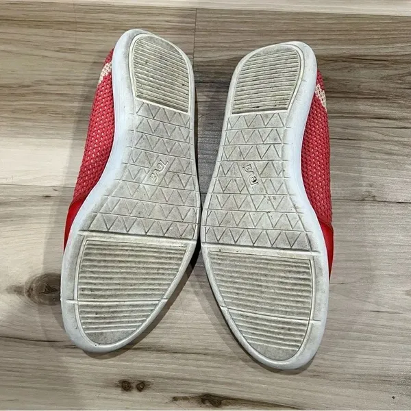 Teva Coral HydroLife Round Toe Flats Women’s 7.5 - Image 4