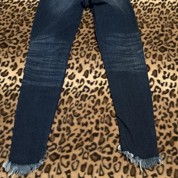 KanCan Jeans Mid Rise Ankle Distressed Skinny Jeans Women’s Size 0 /… - Image 8