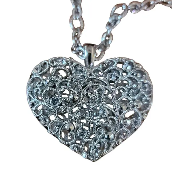 Filagree Double Sided Puffy 3D Heart Necklace w Chain Necklace Silver Tone - Image 2
