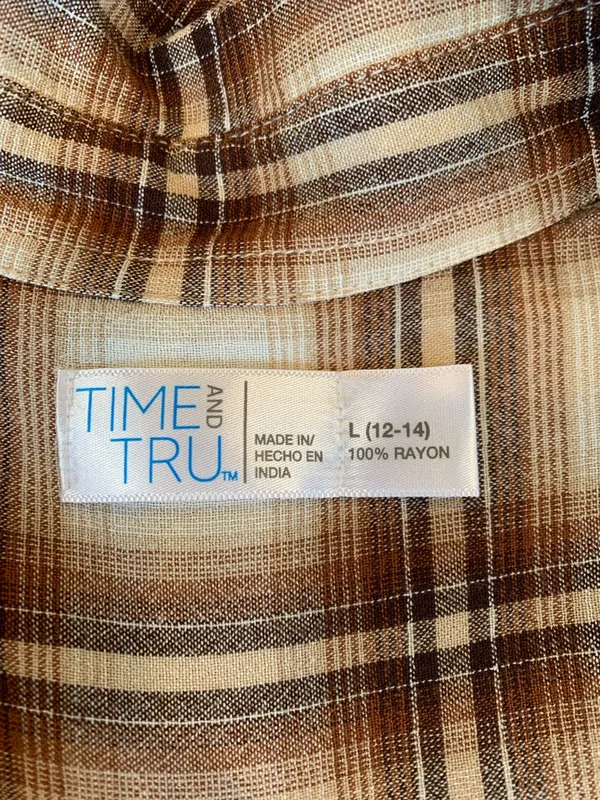 Time and Tru Women’s Large Brown Plaid Long Sleeve Lightweight Button-Up Shirt - Image 6