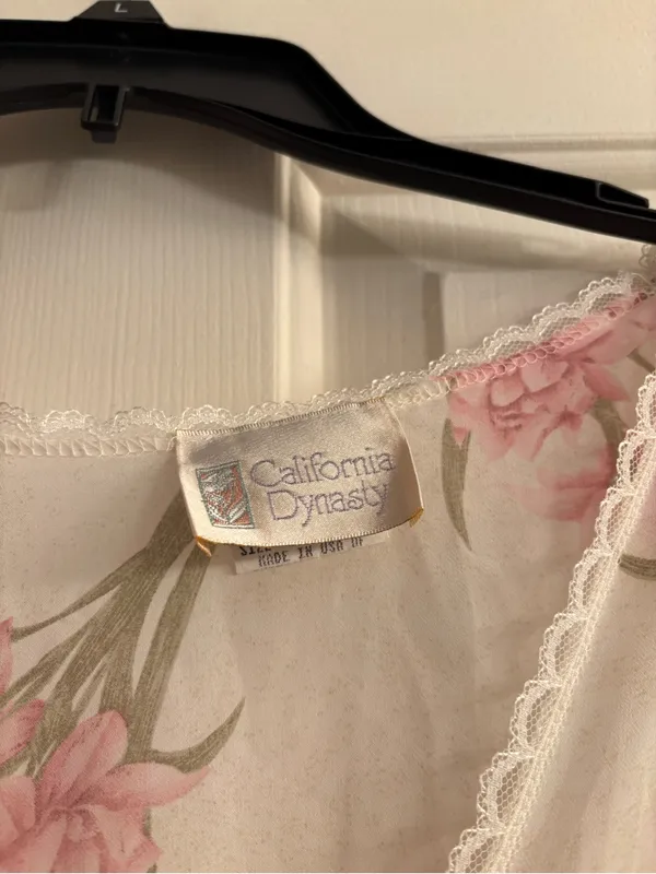 Vintage Sheer Floral Lace-Trim Robe - Image 2