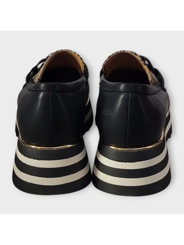 Good Choice Women's Geneva Animal Print Chain Slip On Platform Loafers Size 9 - Image 5