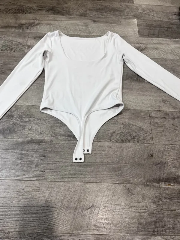 Express White Open-Back Bodysuit - Image 2