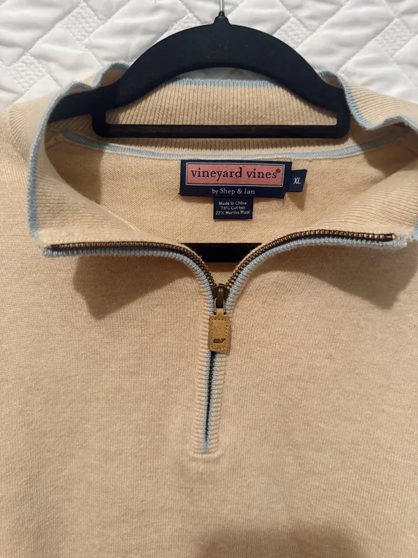 Vineyard Vines men’s pullover tan and baby blue - Image 2