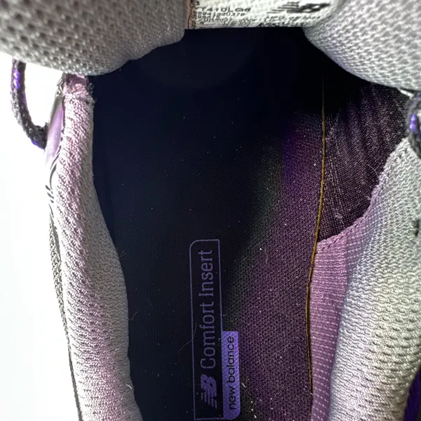 New Balance Women's Sneakers in Gray and Purple - Image 10