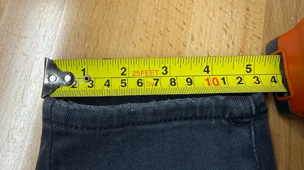 Good American Always Fits Black Distressed Skinny Jeans 6-12 - Image 9