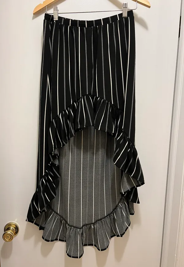 Black and White Stripe Top and Skirt - Image 3