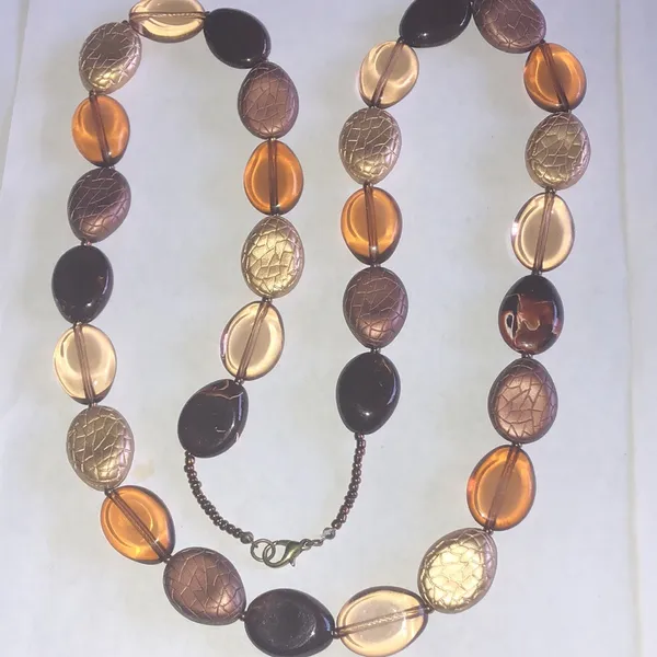 Neutral Multicolor Brown Boho Chunky Beaded Necklace - Image 3