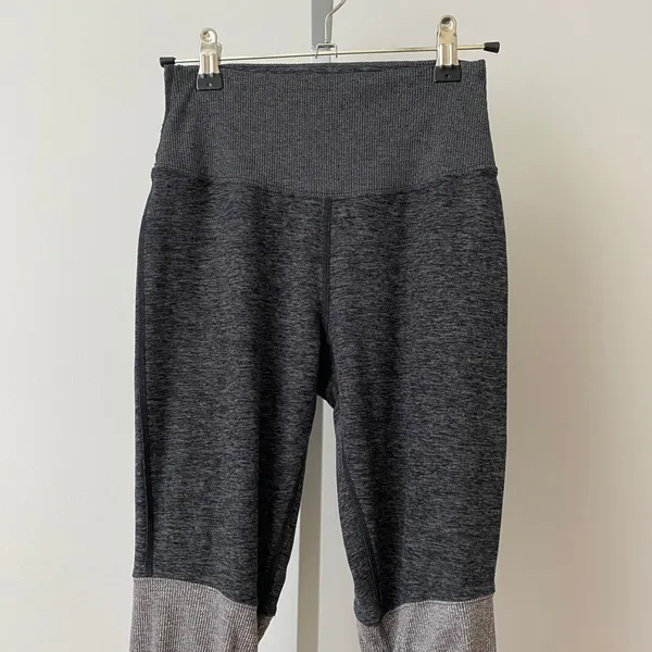 Alo Yoga XS Gray High Waist Goddess Leggings‎ Ribbed Colorblock Yoga Pants - Image 2