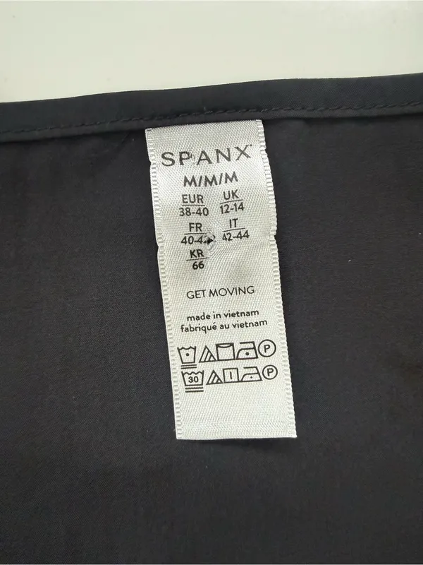 NWT Spanx “Yes, Pleats! Tee” size Medium - Image 7