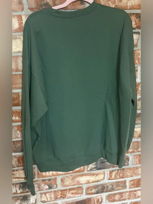 Gildan Military Green Sweatshirt with Pink Lip Camo Graphic - Image 4