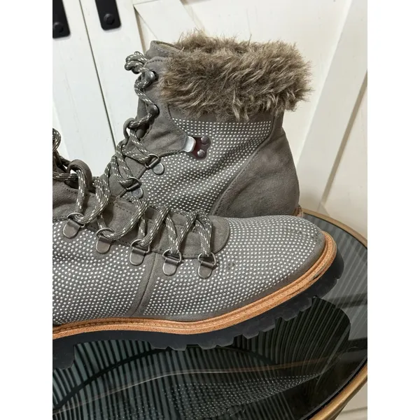 Report Women’s Size 10 Grey Combat Hiking Boots Faux Fur Collar Rhinestone Studs - Image 9