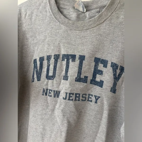 NUTLEY NJ vintage inspired port & company pullover Crewneck sweatshirt LARGE - Image 6