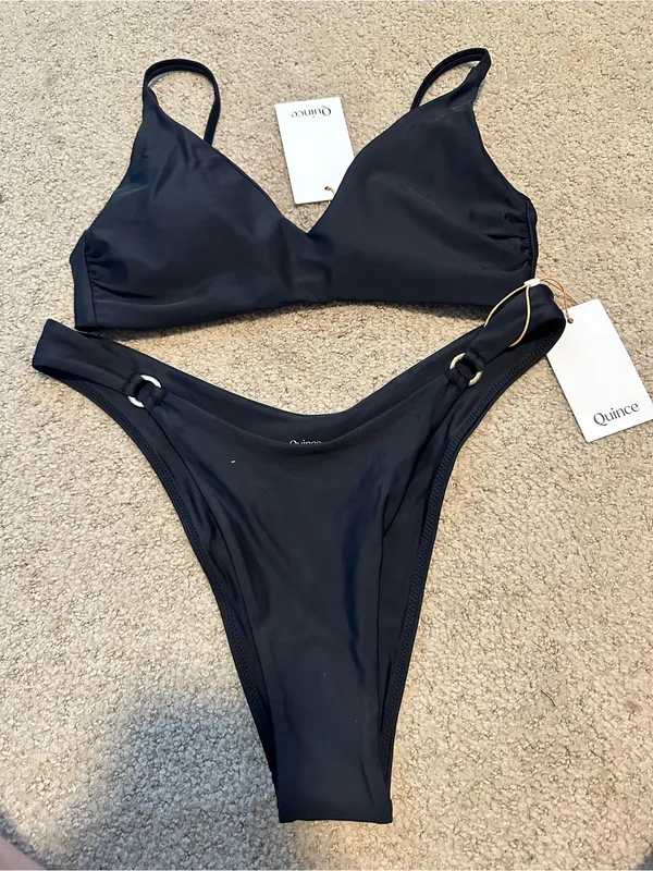 NWT Quince V Neck High Leg Ring bikini set black small - Image 2