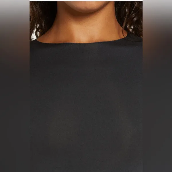 SKIMS Essential Bodysuits Crewmeck long sleeve, Size Small, $78 - Image 4