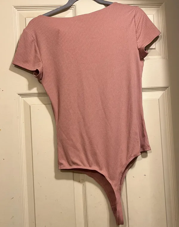 Elodie NWT Sweetheart Neckline Thong Bodysuit - Image 4