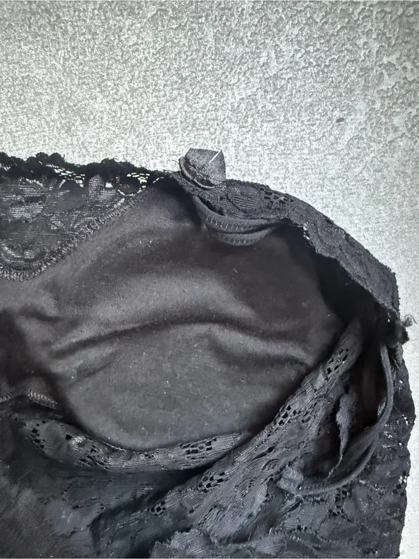 Boutique Black Lace Spaghetti Strap Camisole short top - Image 3