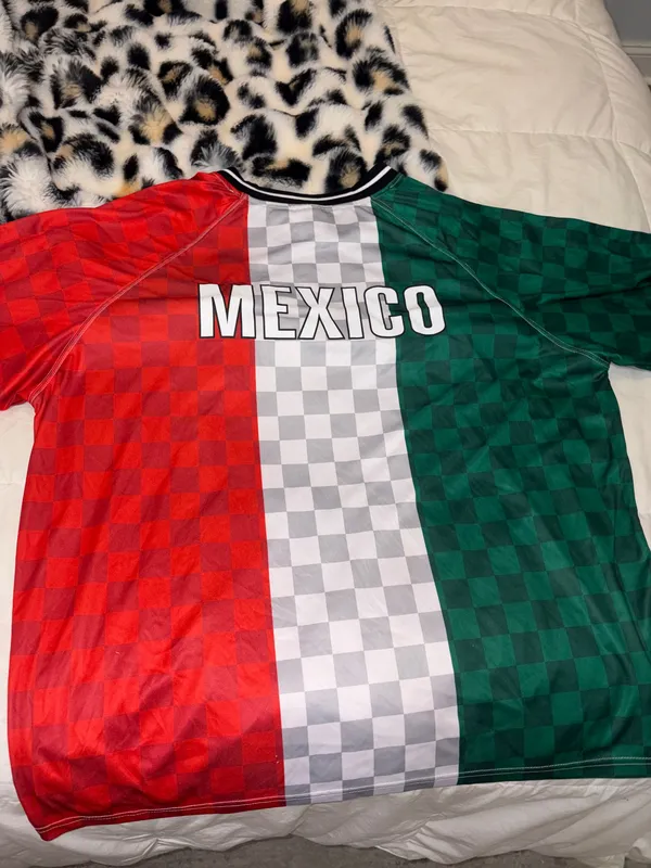 oversized umbro mexico soccer jersey  - Image 7