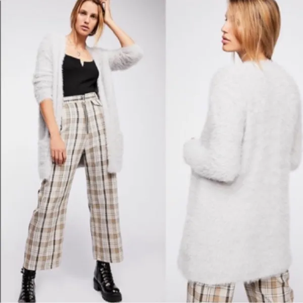 Free People Light Grey Super Soft Faux Fur Fuzzy Lounge Cardigan Sweater S - Image 2