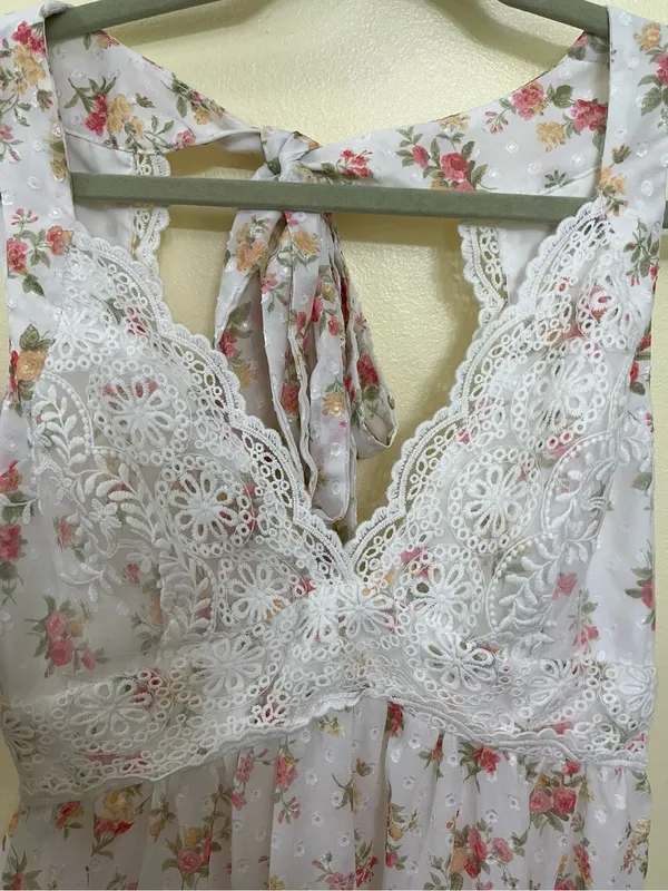 NEW Altar’d State White Floral Midi / Maxi Dress Size Medium NWT - Image 9
