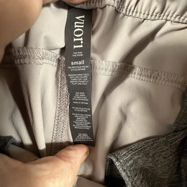 Vuori Miles Ankle Pants Women Small Beige Tapered Joggers Zip Pocket Performance - Image 5