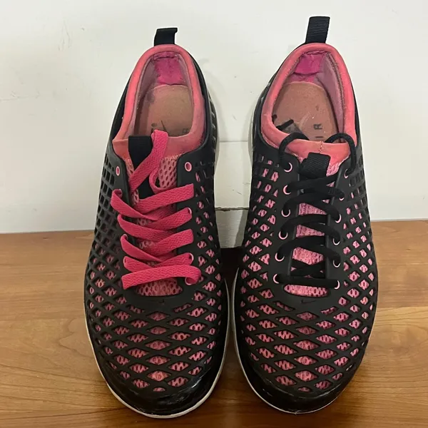 Nike Air Rejuven8 Womens 7.5 Black Pink Cage Mesh Sneakers‎ 318921-601 - Image 3