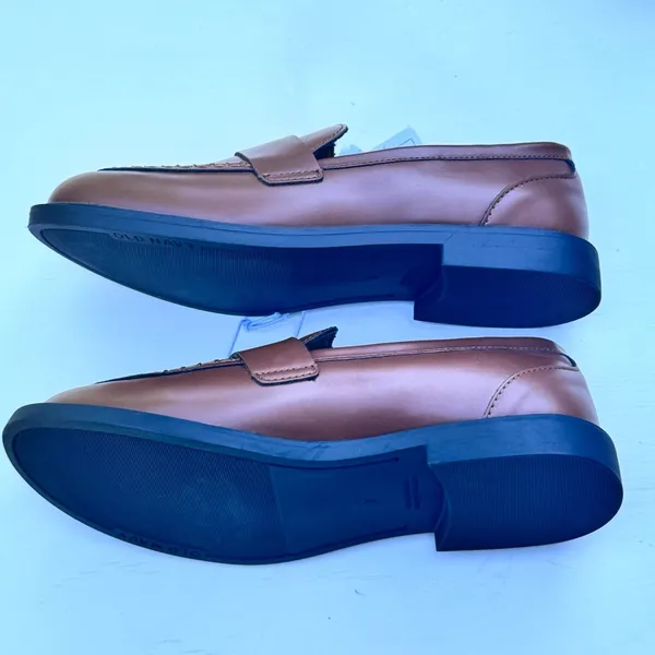 Old Navy Women's Low Heel Preppy Style Classic Cognac Modern Penny Loafer Sz 7 - Image 3
